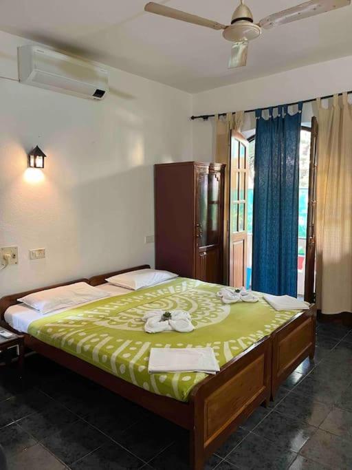 Room By The Beach - Calangute Esterno foto